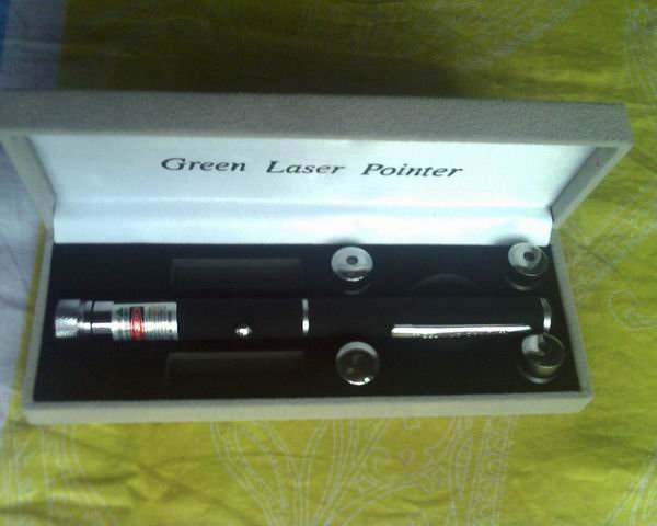 200mw 5in1 green laser pointer with 5 amazing Pattern Heads